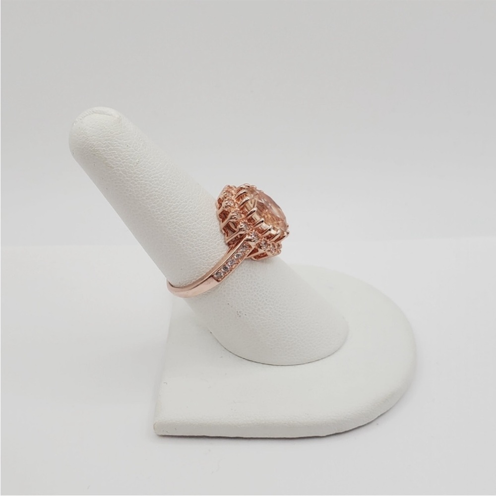 Morganite Ring - Picture 7 of 9